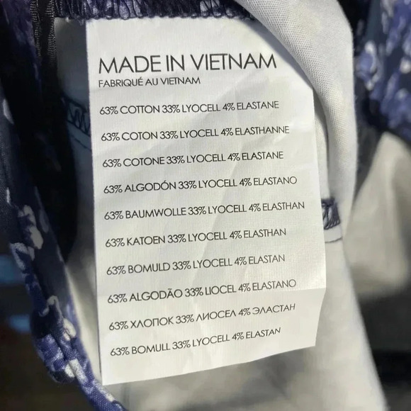 Club Monaco floral print blue front pockets - Picture 6 of 6